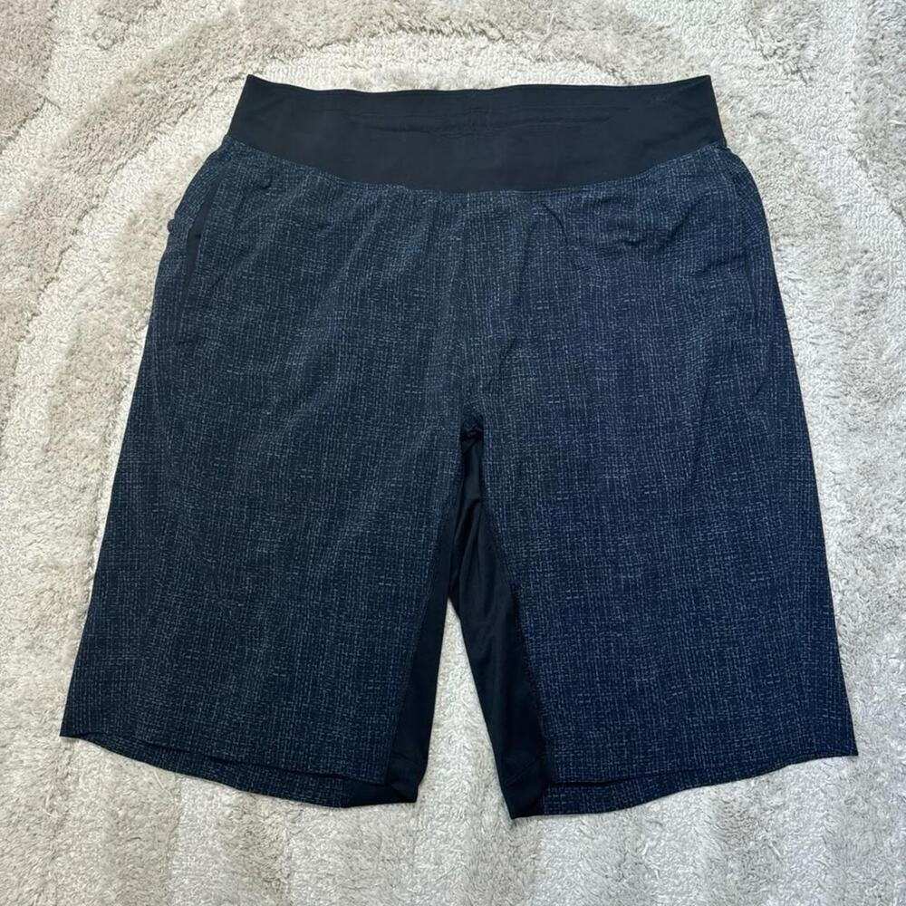 Lululemon T.H.E. Short Linerless 11"